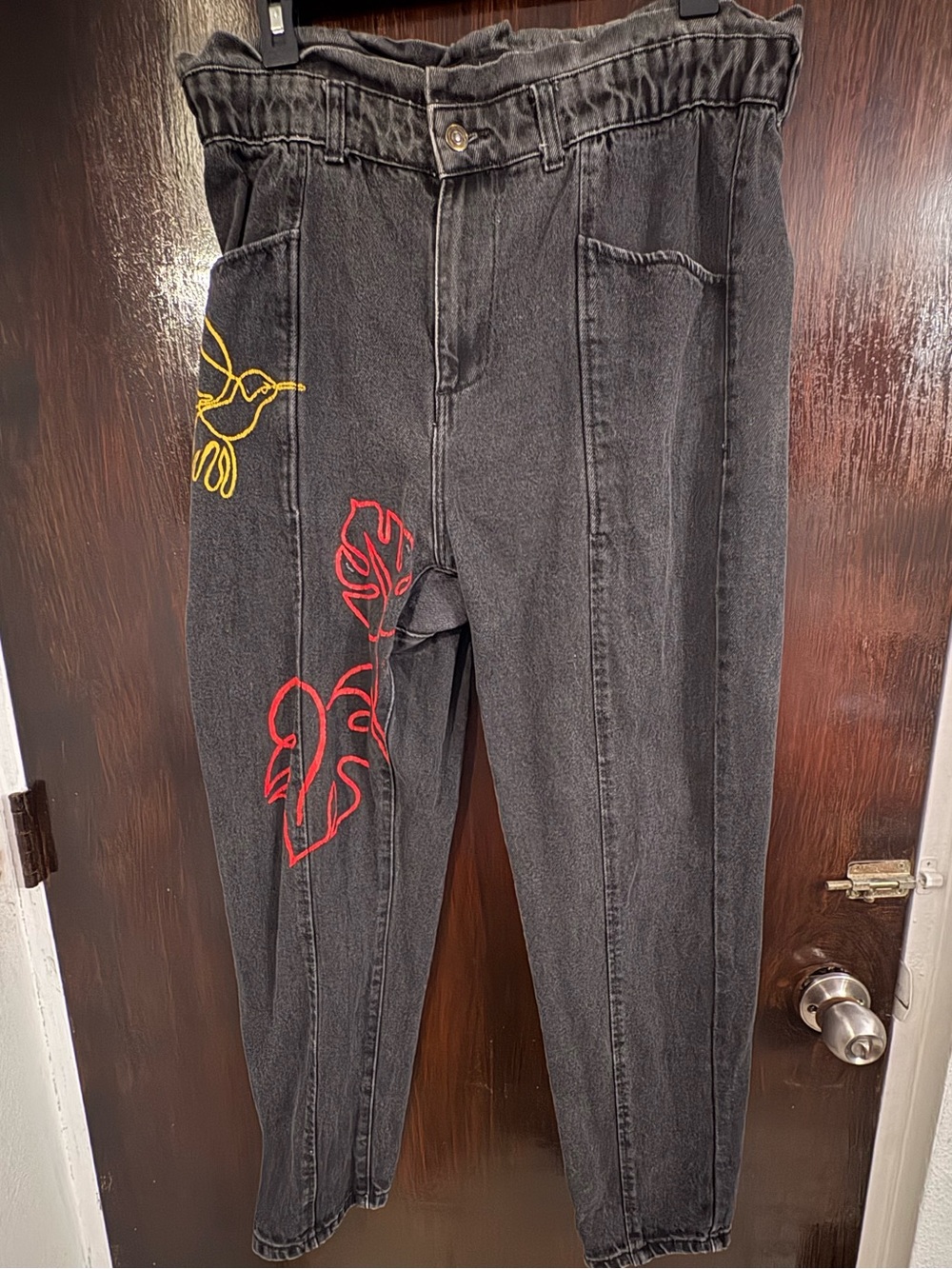 Zara Black High-Rise &Wide Leg Jeans with Floral Painting. Size 8.